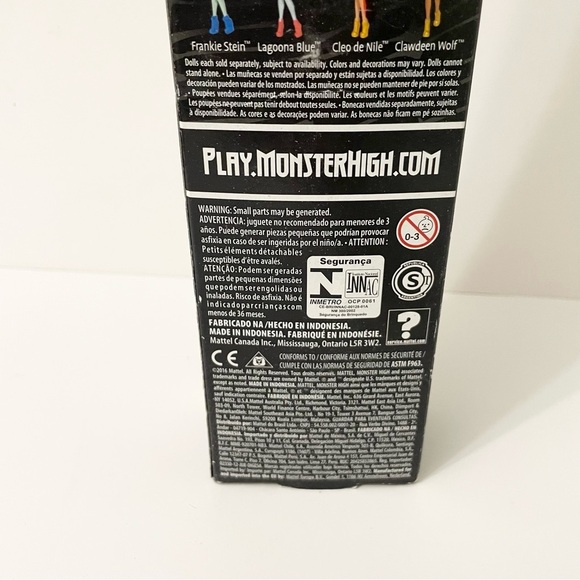 Monster High Draculaura Doll Damaged Box - Picture 6 of 16